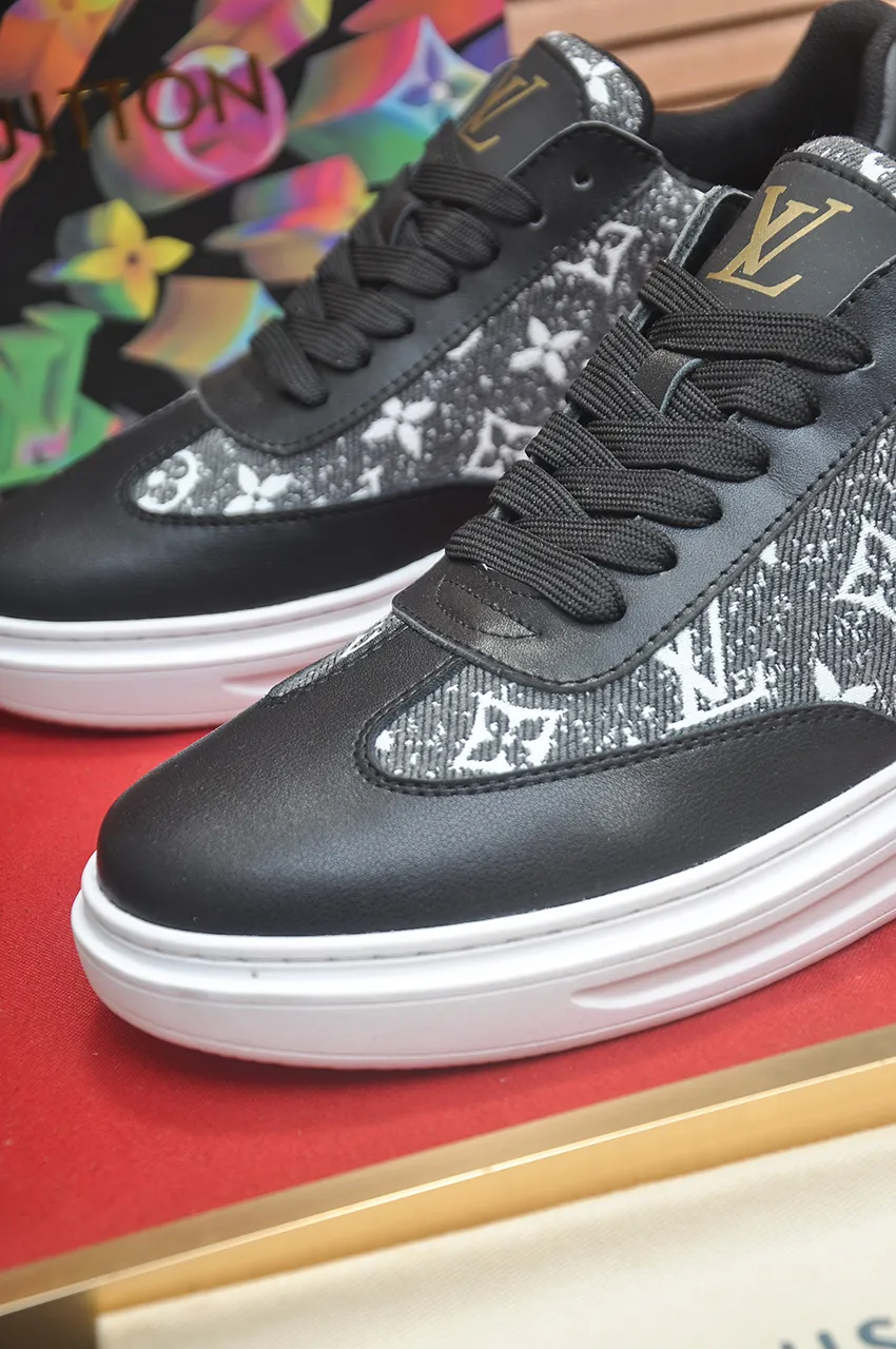 Men's shoes 💰540💶[LOUIS VUITTON] Original order price (water-dyed cowhide lining) new model 🍀LV Louis Vuitton * - top version of LV classic trendy shoes! Made of imported original cowhide, water-dyed cowhide lining, and original wear-resistant rubber outsole! High quality products! Code number 38-45 (45 is custom-made and cannot be returned or exchanged)